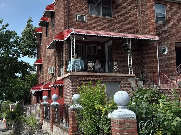 651 Rosewood Street image 1 of 1