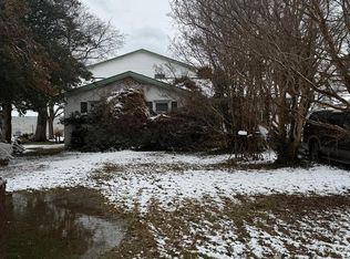 136 Bay Dr, Stevensville, MD 21666