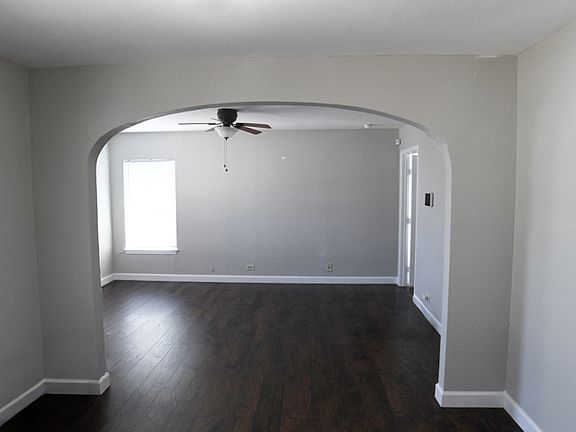 4th image of 1406 W Gramercy Pl
