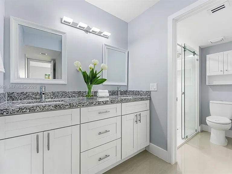16451 Blatt Blvd #201 — Photo 14