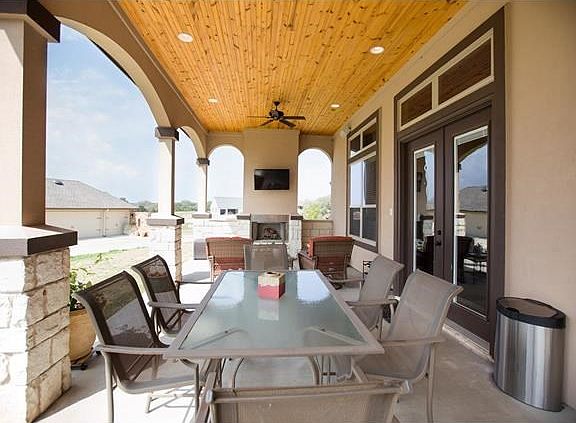 4th image of this home