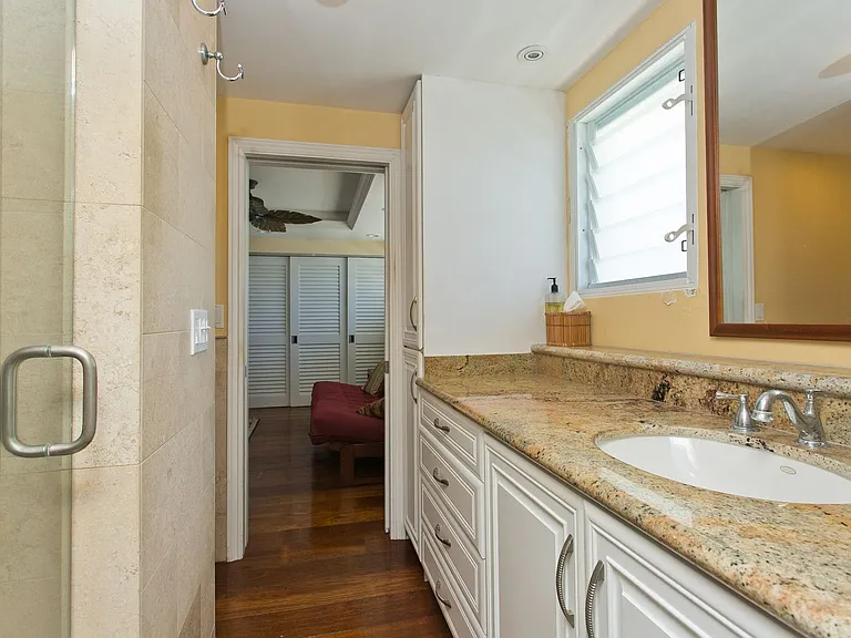 3065 Kalakaua Ave #8 — Photo 15