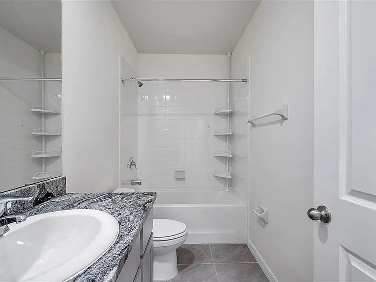 1347 Colt Creek Pl — Photo 36