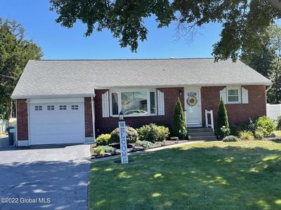 17 Kenlyn Dr, Albany, NY, 12205