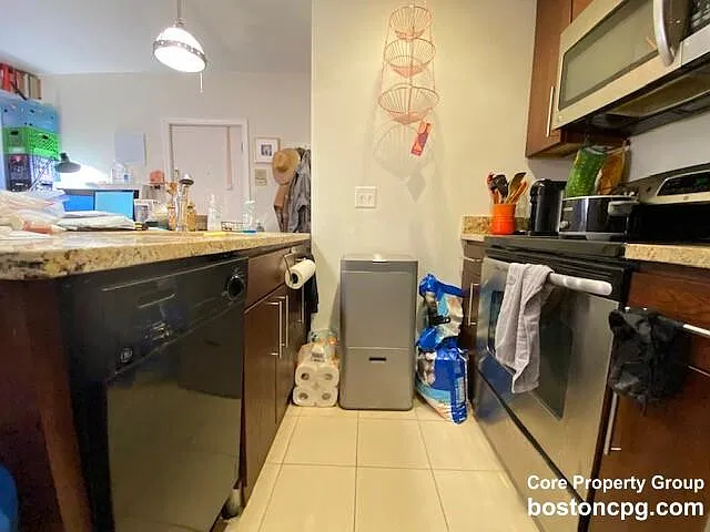 1 bed, 1.5 bath, 775 sqft, $2,750 — Photo 4