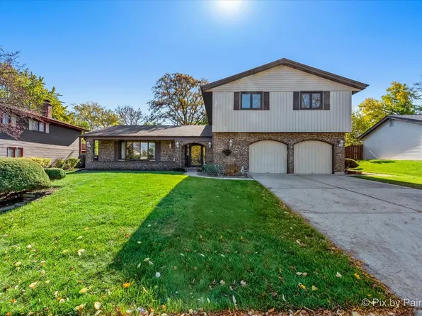 164 Fairfield Way, Bloomingdale, IL 60108