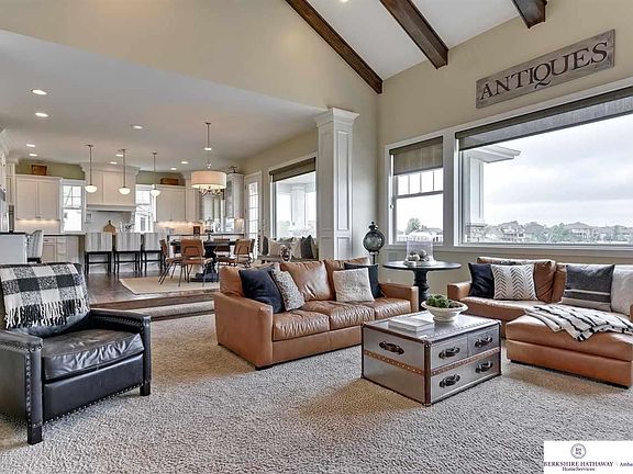 5th image of 24305 Leavenworth Cir
