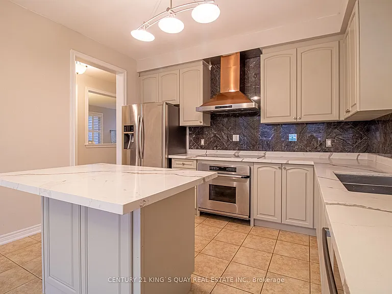 6 Messina Ave — Photo 20