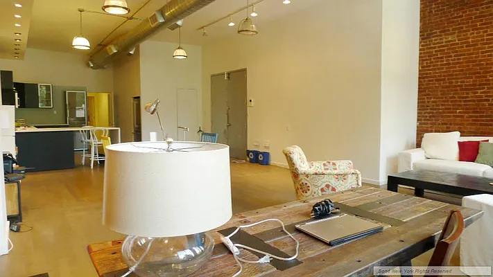 Rented by Bond New York | media 35