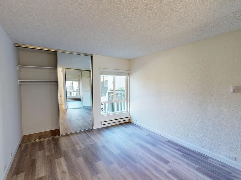 Eight 80 Newport Beach — Photo 107