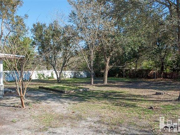5th image of 815 Lorraine Drive