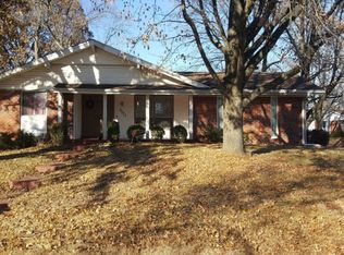 2575 Cambridge Dr, Florissant, MO