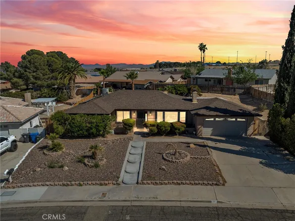 41 Barcelona Ct, Barstow, CA 92311