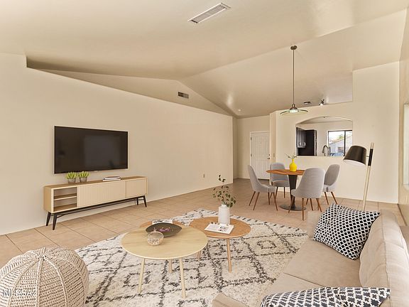 5th image of 2330 W Silver River Way