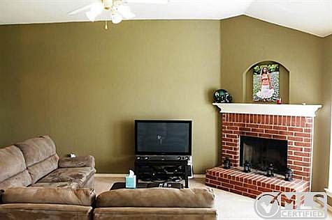 5th image of 6042 Bentwood Dr