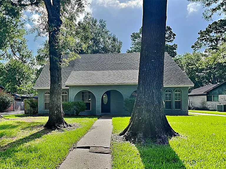 3238 Three Pines Dr — Photo 1