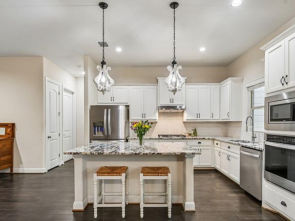 2nd image of 273 Cypress Forest Dr