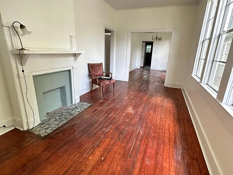 1713 Oleander St — Photo 9