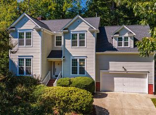 202 Cobble Ridge Dr, Chapel Hill, NC 27516