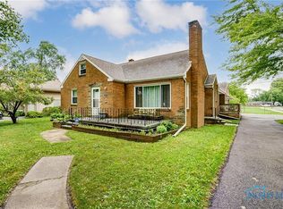 3273 Heatherdowns Blvd, Toledo, OH 43614