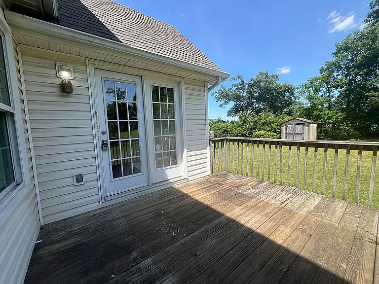 2812 Hydes Ferry Rd — Photo 6
