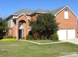 6801 Hickory Hollow Ln, North Richland Hills, TX 76182