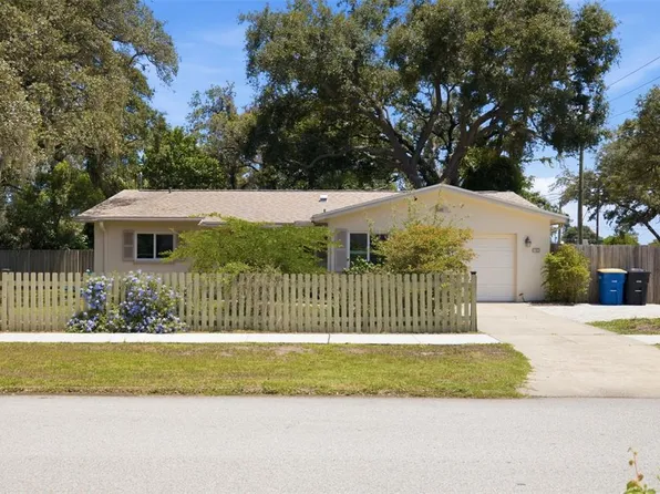 1282 Palm St, Clearwater, FL 33755