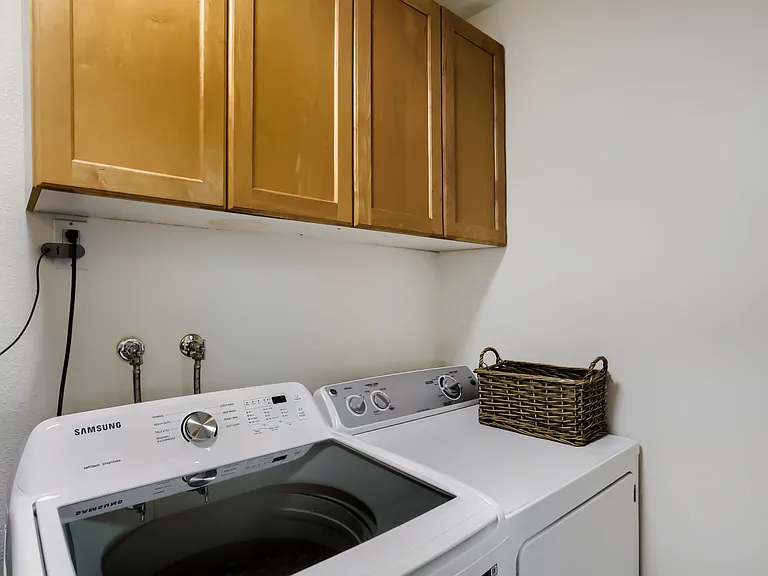 17444 NE 40th Pl #D4 — Photo 18