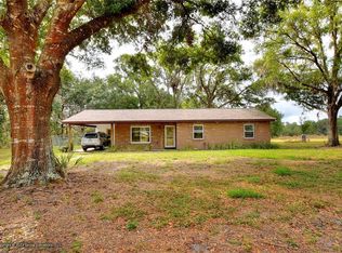 949 Old Welcome Rd, Lithia, FL 33547