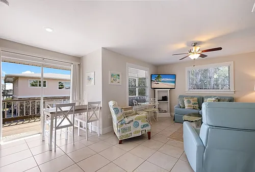 2515 Avenue B Photo 1
