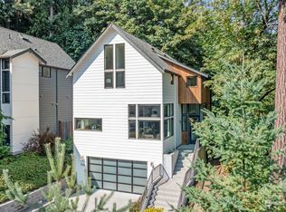 17028 SE 1st Pl, Bellevue, WA