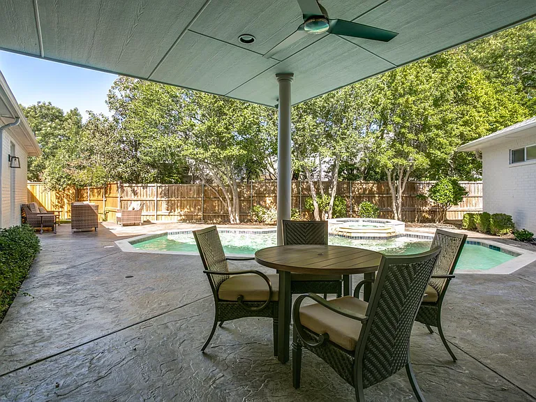5009 Sail Creek Dr — Photo 23