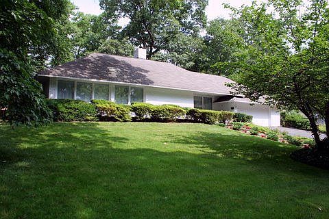 1st image of 37 Winchester Dr