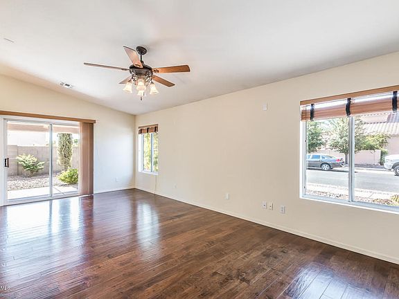 3rd image of 9126 N Palm Brook Dr
