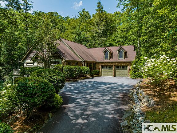 2nd image of 285 Streamside Drive