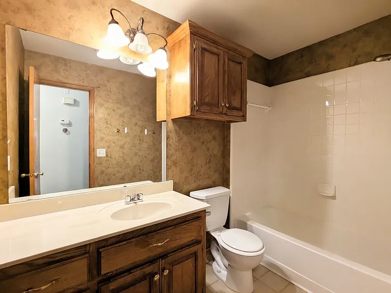 5516 SE 81st St — Photo 7