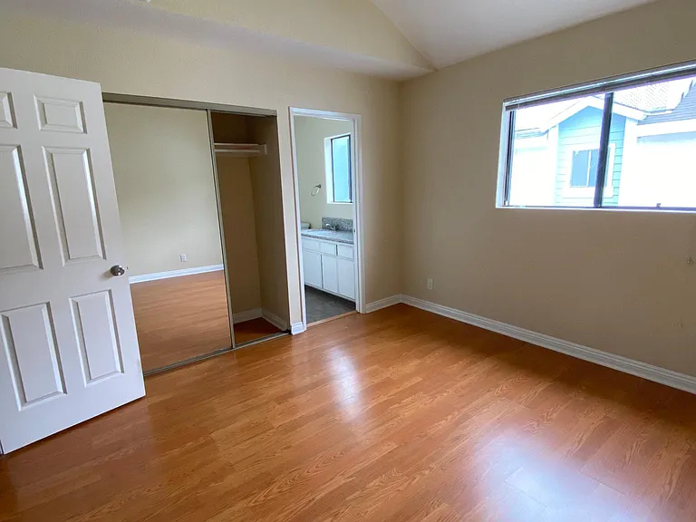 622 N Wilson Ave — Photo 11