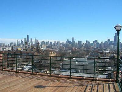 1st image of 1170 N Milwaukee Ave APT 203
