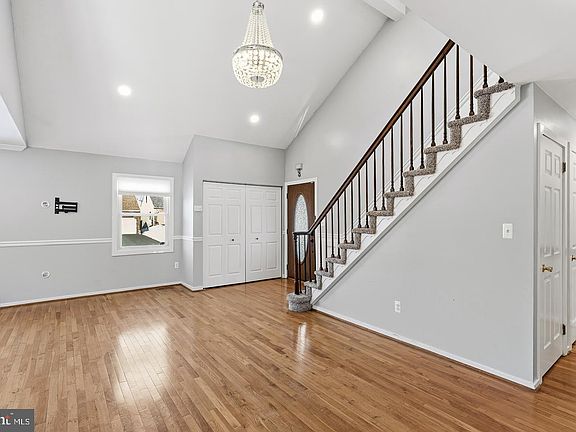 2nd image of 87 Chandler Ct