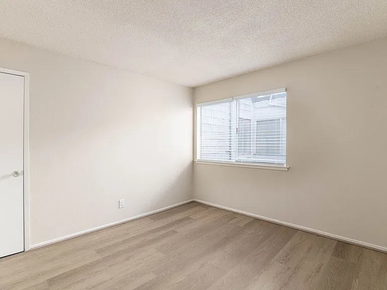 3875 18th Street — Photo 10
