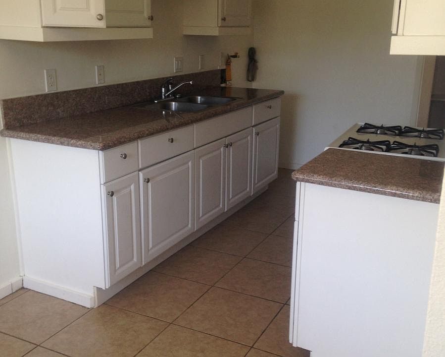 1st image of 10567 Poplar St APT B