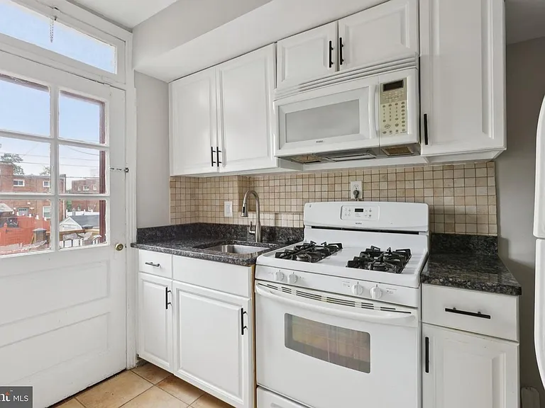 128 33rd St NE — Photo 21