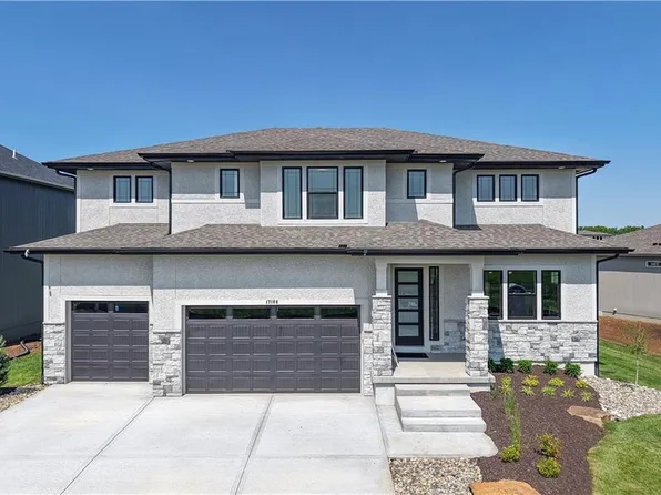 16965 W 172nd Ter, Olathe, KS 66062