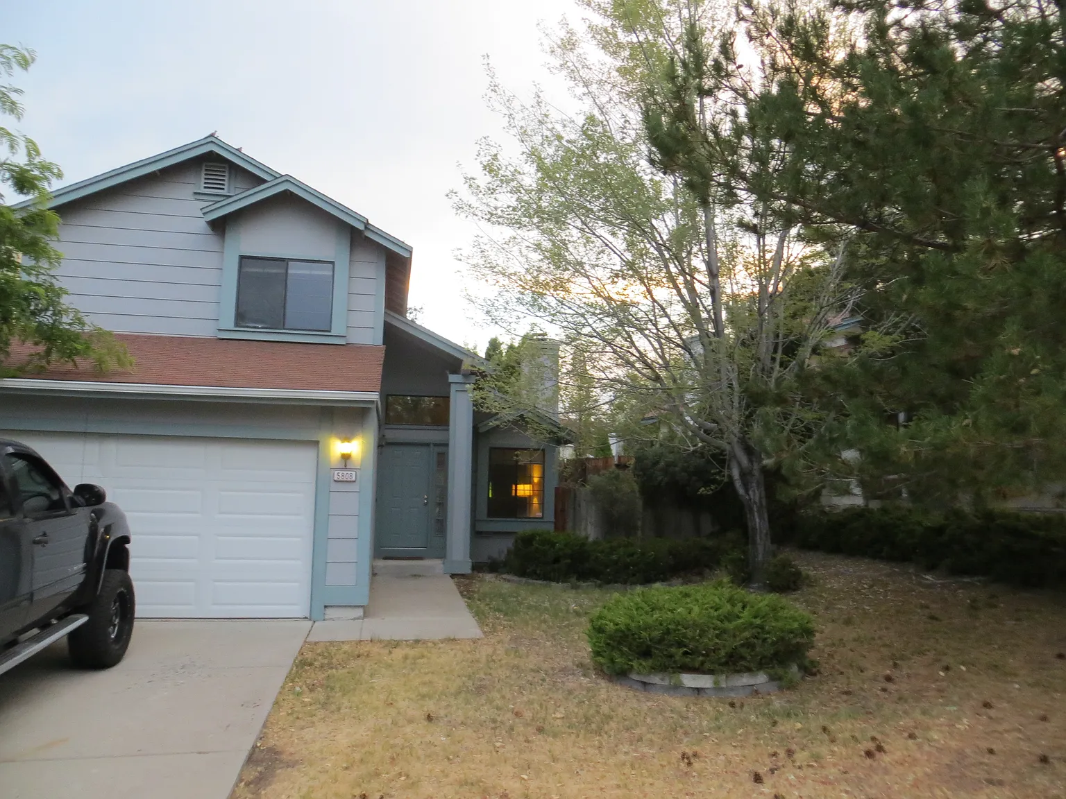 5808 Shadow Park Dr photo 1
