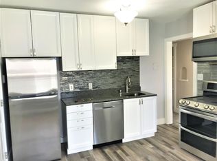 40 Annapolis St W APT 1, Saint Paul, MN 55118