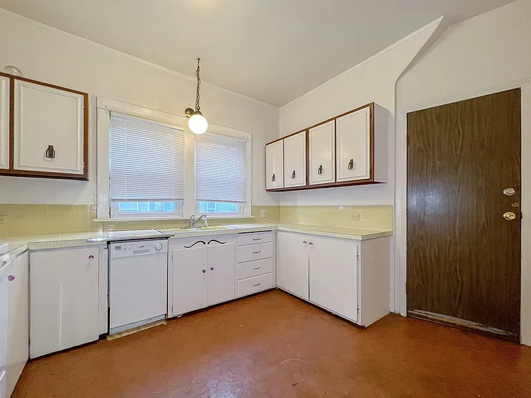 519 Welch Ave. — Photo 5