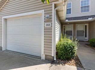 1313 SE Broadway Cir, Lees Summit, MO 64081