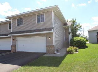 924 Countryside Rd, Waconia, MN 55387