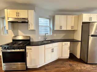 102 Woodlawn Ave #1, Jersey City, NJ 07305