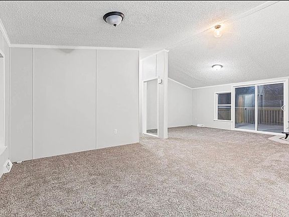 5th image of 5277 Jonathon Ln